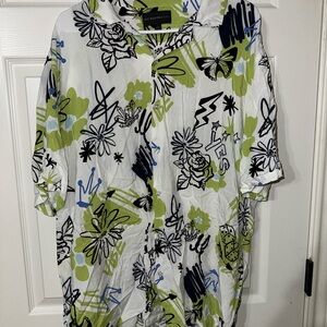 No Boundaries White and Green Button Down Shirt